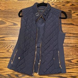 Zara Dark Navy Quilted Vest (Size Large)